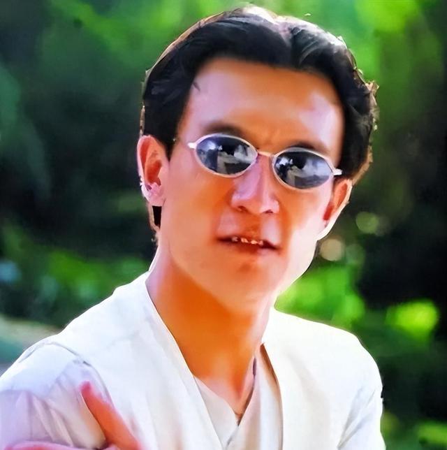 李咏也没想到，自己离世8年后，23岁的女儿会选择一条“不归路”