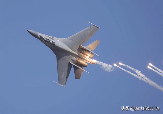 美刊评F-22对歼-16有哪些点值得关注