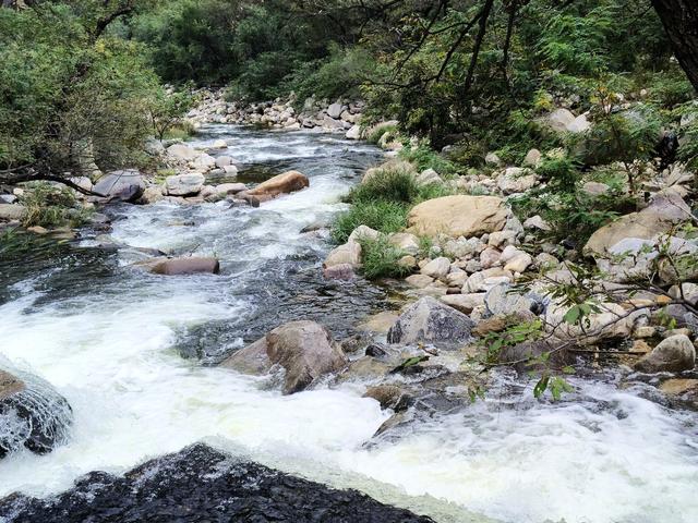 泰山彩石溪：好一处山水画廊