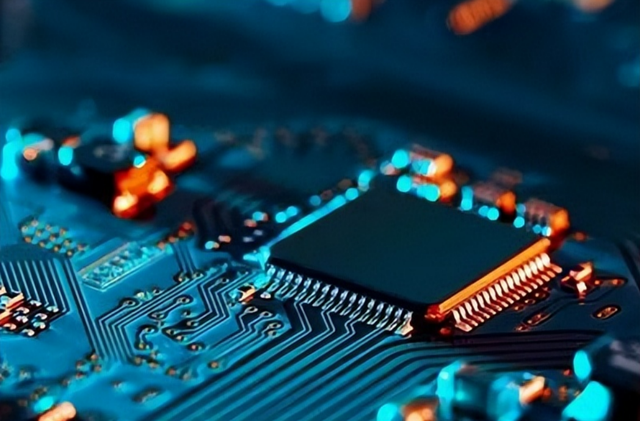 中方决心已下，说什么也不买了，白宫后知后觉，转头宣布对华加税