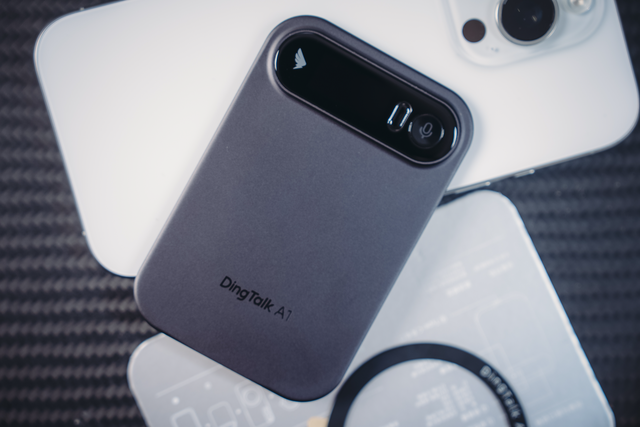 钉钉DingTalk A1双11天猫、抖音双榜第一，国产AI硬件走向普惠