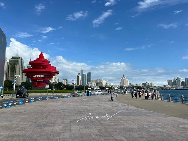 青岛“最年轻”的地标，竟然藏着3个秘密？连好多本地人都不知道