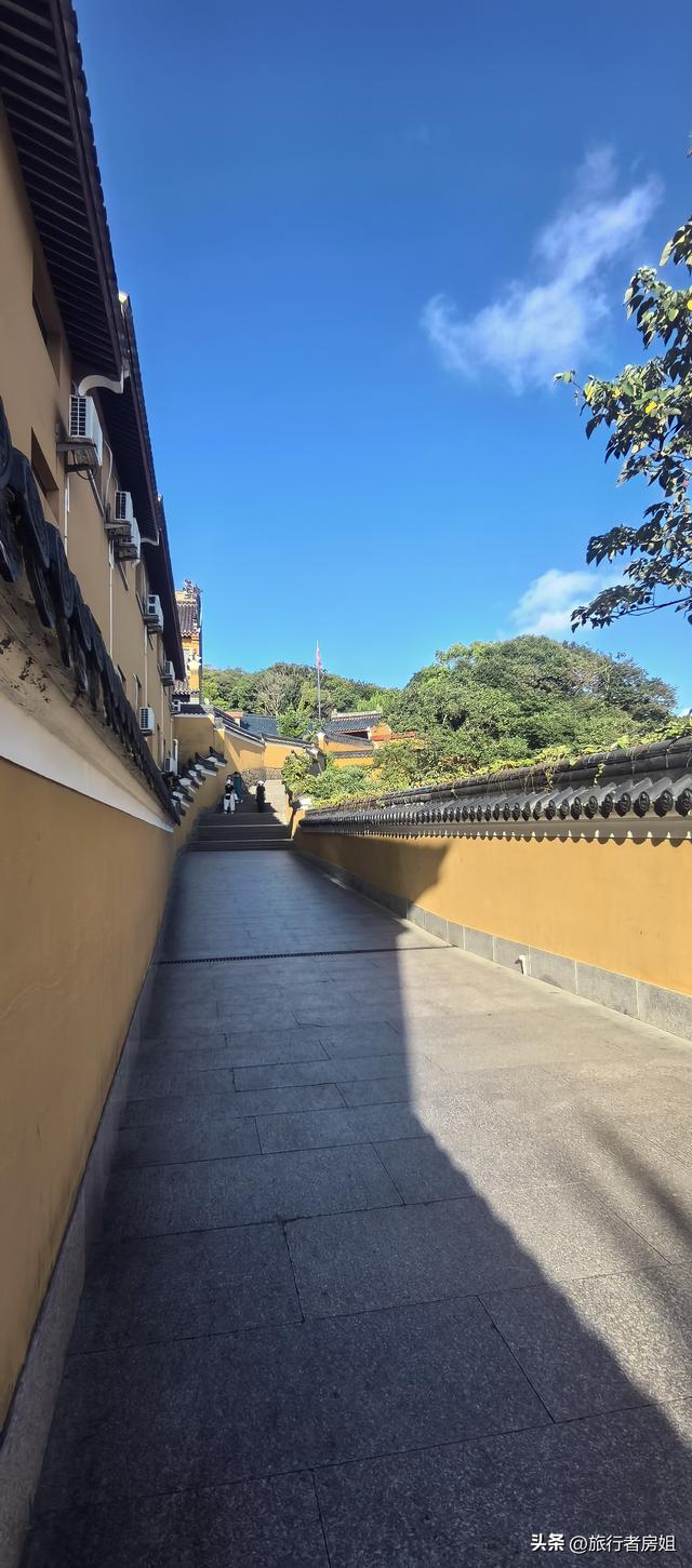 我终于看到了普陀山，神秘的南海观音像