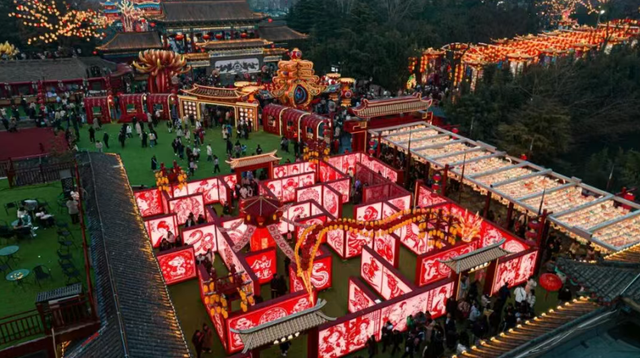 宋“潮”好玩！过年就来开封吧~