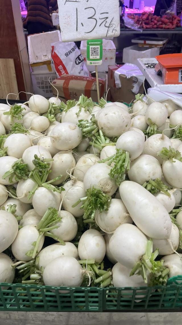 轨道直达的赶场地!地方超大,东西多,买菜这些超方便