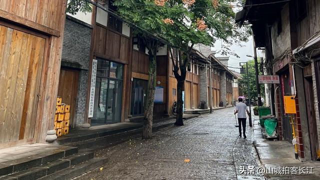 重庆长江畔尘封着一座“素颜”古镇，古朴又真实，你喜欢吗？