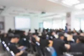 强烈建议：辅警全部转为正式公安民警，辅警退出公安系统图片