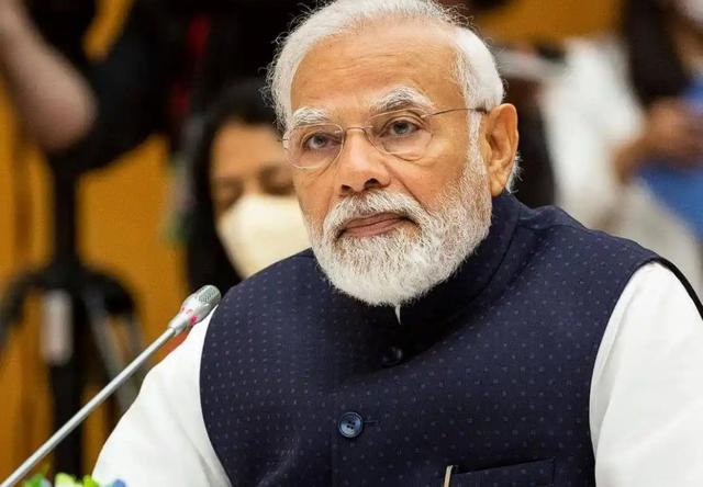 局势恶化，印总理突然离国，首都遇袭第2天，中方亲口证实一件事