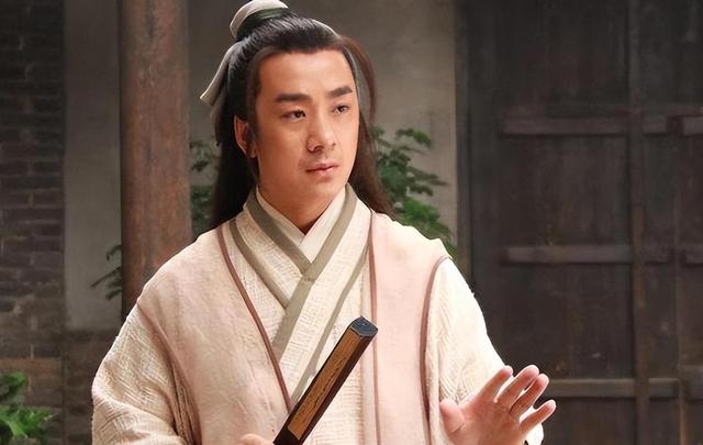 他是梁山最阴险之人，一身绝技却装弱，宋江死后，他投奸臣当走狗
