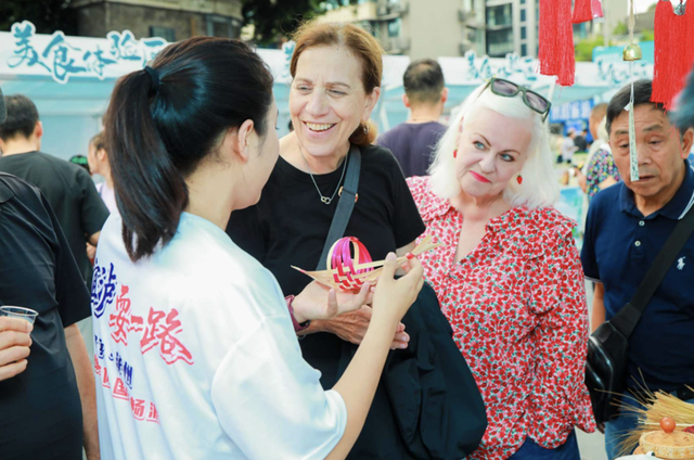 宜宾泸州两地首次携手在成都举行文旅推介