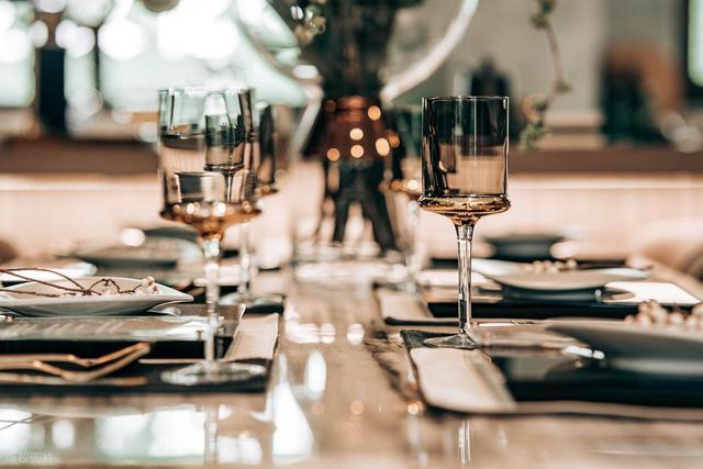 餐饮干货：不增加成本，优化这几个细节能让你的餐厅营业额翻一番