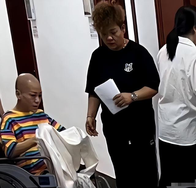一路走好！49岁孟再平走上朱媛媛后路，追悼会曝光曾打百万抗癌针