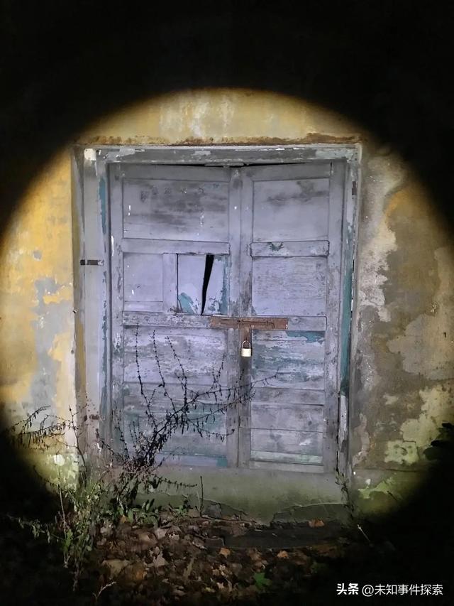 探索上海废弃医院：冰冷走廊回荡诡异声响