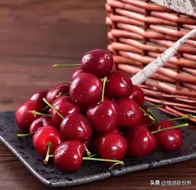 我56岁，搭伙后女方吃住我家	，每月只出400生活费，有必要继续吗