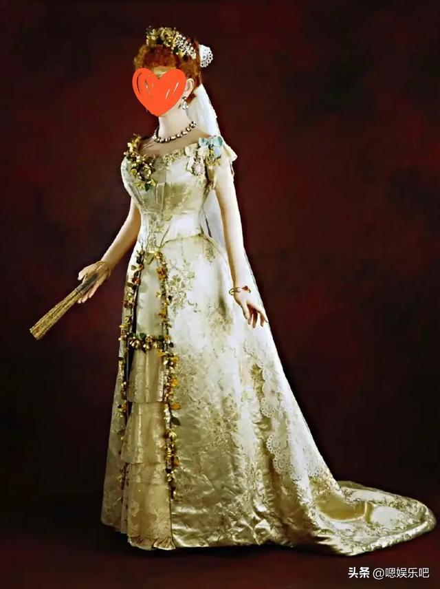 英王室新娘的复古婚纱：安妮公主的简约高级，戴安娜的梦幻少女