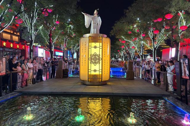 从湖南去了一趟西安，实话实说，回来才发现朋友圈都是骗人的。