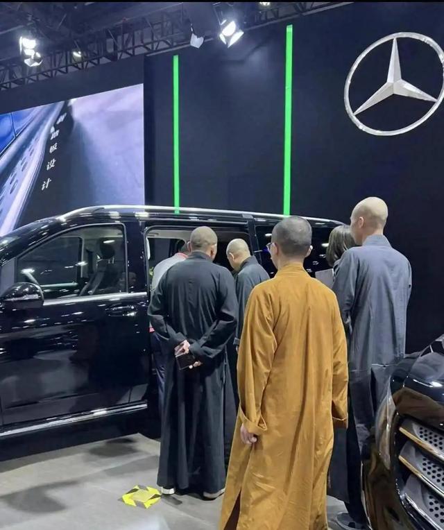 和尚老了也可怜！山西77 岁僧人，山洞苦修 13 年，没吃没喝崩溃落泪