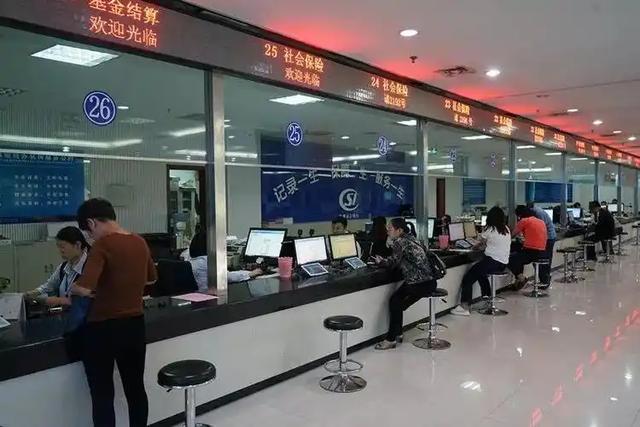 国家正式出手！2026 年 元旦起	，存取现金一律按 “新规” 来！