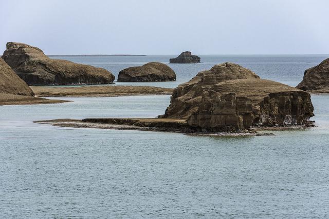 青海旅游-海西州-乌素特水上雅丹景区