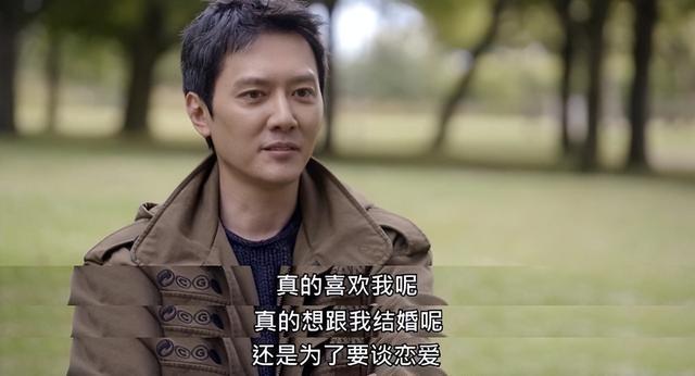离婚四年，47岁冯绍峰再次官宣喜讯，成为赵丽颖高攀不起的存在！