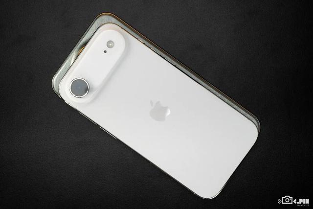 体验完华为 Mate 70 Air, 我感觉它被Air耽误了