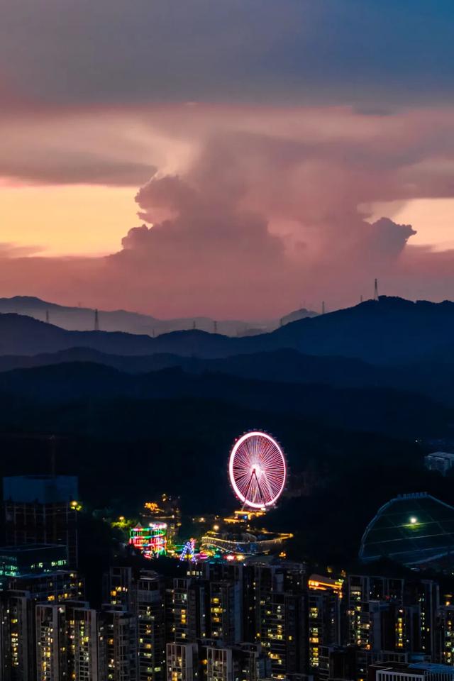 “天空的情书”已送达！请签收龙岗的专属浪漫🥰