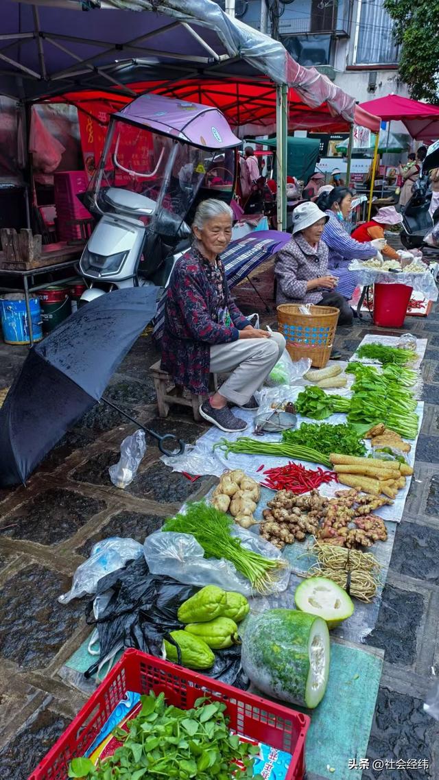 600 年绮罗古镇：文昌宫藏韵，6 元米线解馋