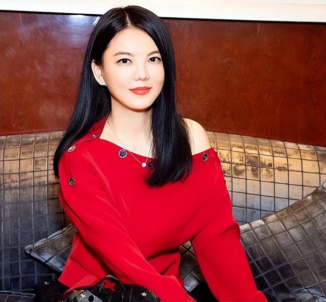 释永信被带走24天，李湘终于回应，语气无奈：希望不要再散布谣言