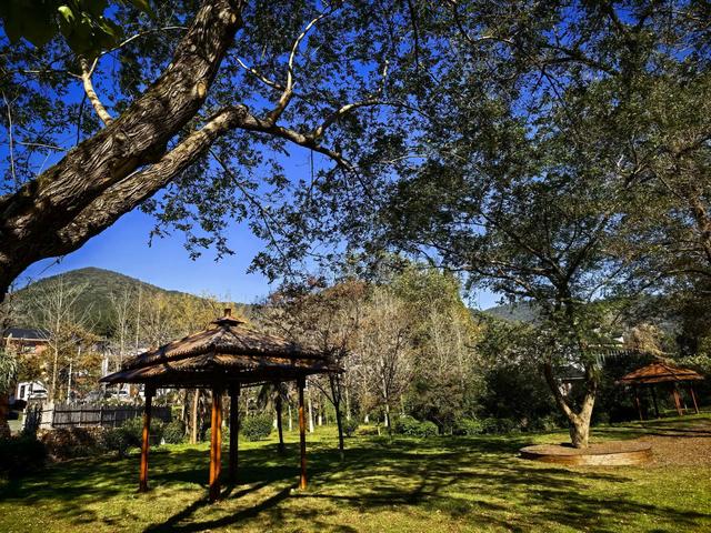 徒步八都岕黄金大道