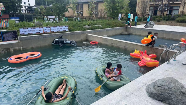 暑期回眸|坪坝营景区：多维赋能筑盛宴 服务提升引客来