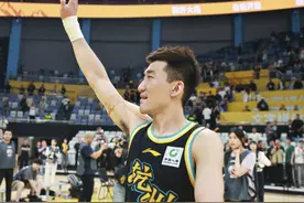 没有遗憾！广厦被淘汰，孙铭徽24字发声，今年休赛季合同到期！图片