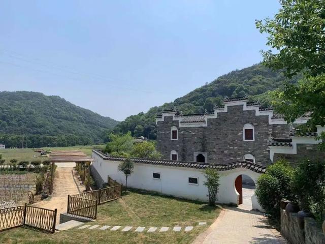 开篇暴击：九江秋季 “顶流” 集结，颜值巅峰已在路上！