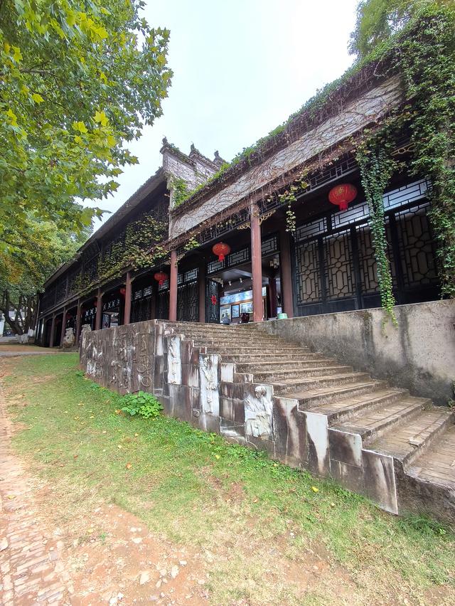 江西五日自由行：北看故宫,南访古窑《十六》(2025·10·30～11·3)