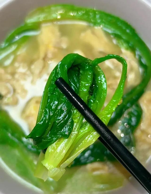 10月，使劲吃这菜，一排毒，二护肝，三助眠，四润肺，鲜嫩别错过