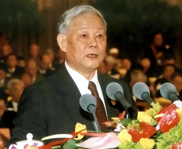 李瑞环说：叶选平是叶帅的儿子，但水平比我高，为啥不能当省长？