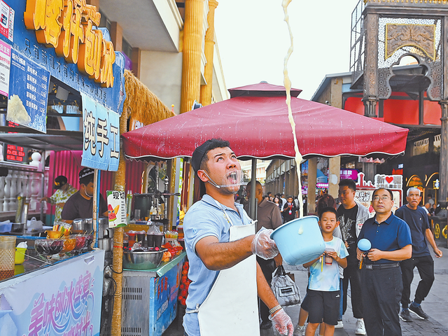跑一路 美一路——2025乌鲁木齐马拉松赛道沿线及周边畅玩指南