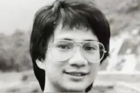 徐小明:拍霍元甲走红,和妻子在聚会上相识,71岁仍活跃在影视界图片