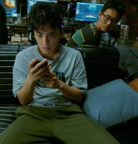 一天仨瓜！释永信被批捕、王大陆认罪、贾乃亮被控卖假货，太意外