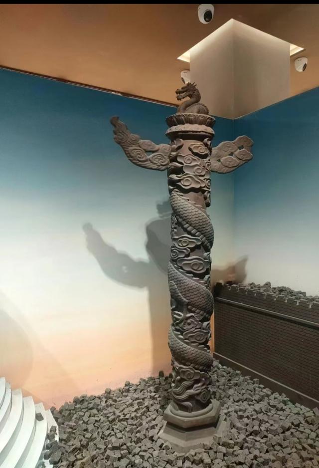 王林平随笔《令人震撼的巧克力雕塑》