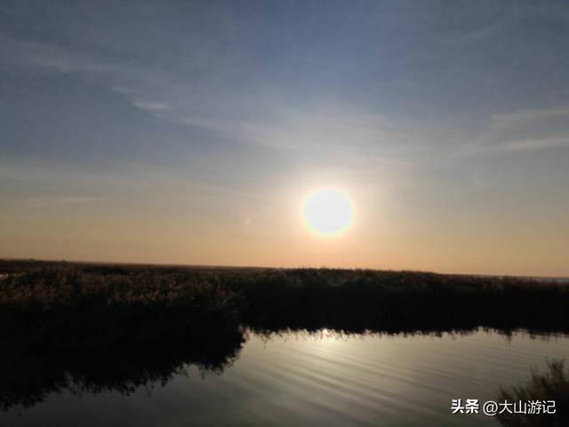 2025国庆西北自驾游（4）：居延海观日出和策克口岸探秘