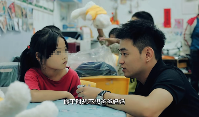 30岁贵州网红“阿呆”去世，骑机车不幸车祸，遗体仍在殡仪馆