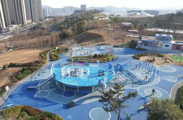 青岛又解锁一“山头秘境”！这座占地10万平米的宝藏公园正式开放！自然与欢乐都在线