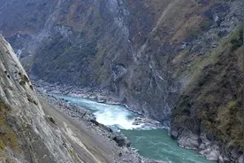 金沙江上建那么多水电站，长江水库连水库，只为西电东送？图片