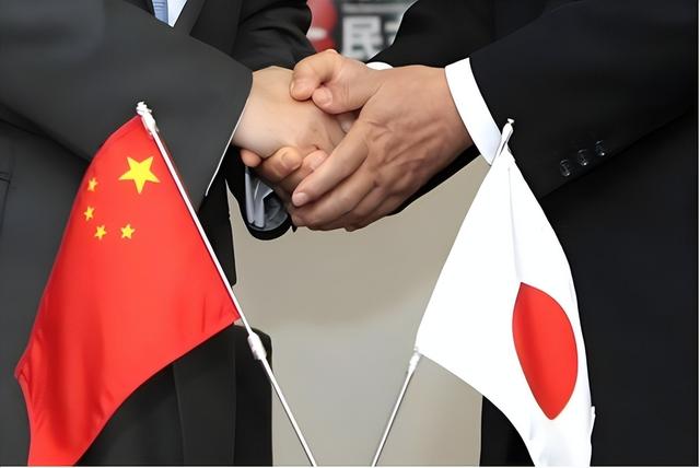 172：233！高市重新洗牌	，日本新首相人选出炉，对中国态度不简单