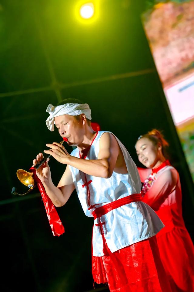 甜蜜“乡”约！竞演＋采摘火爆来袭！我在夹江这里等你