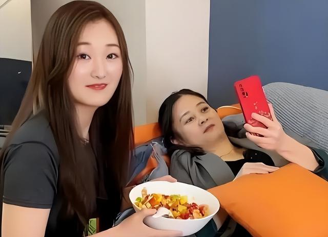 朱小伟做梦也没有想到，离婚四年后，前妻陈亚男还是不愿放过自己