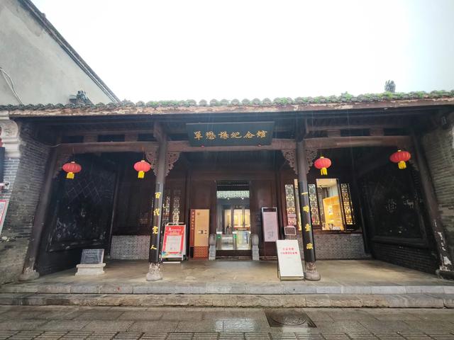 2025北京到海南行程第五天:离开河南进入湖北,雨中游览襄阳古城