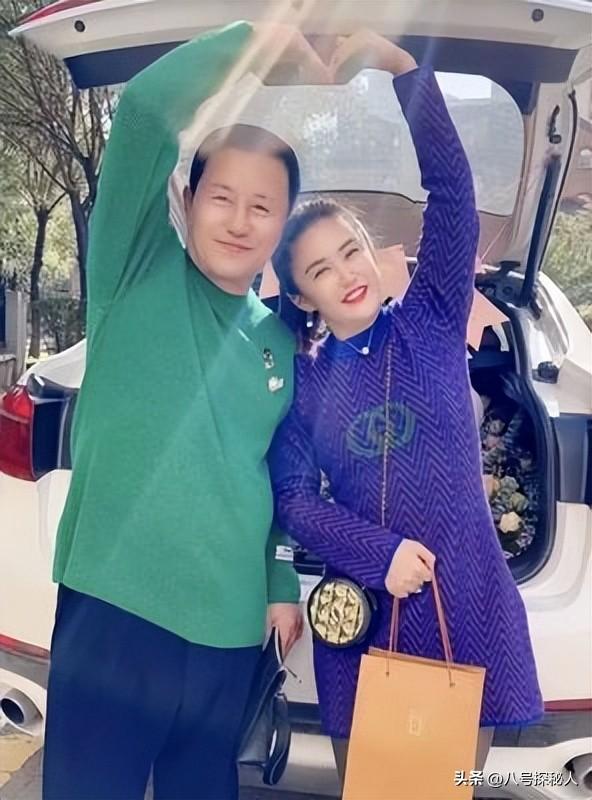 不听赵本山劝告，离婚再娶“女儿闺蜜	”，王长贵向同龄岳父母拜年