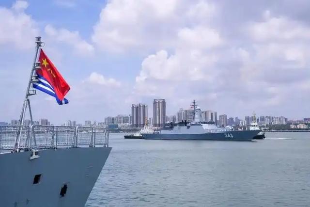 “中国向日本军舰连开两炮”，日媒相当不服气，日本高层不敢吭声