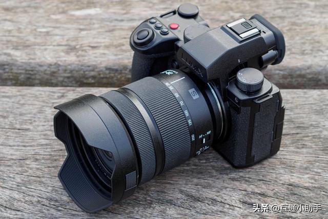 松下Lumix S 28-200mm F4-7.1 Macro OIS 镜头评测